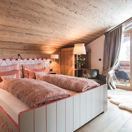 Alpehytte - Legendary