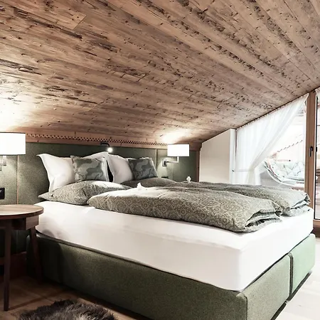 - Legendary Chalet *